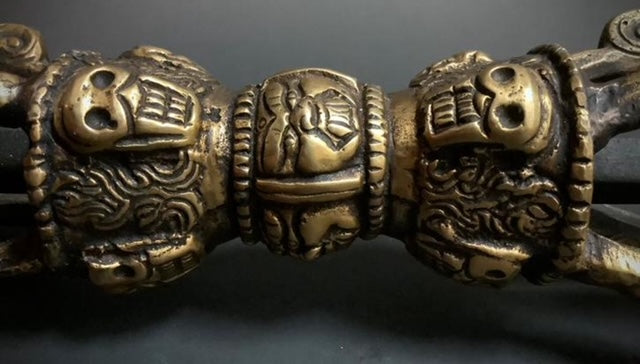 Vajra (grand et lourd) du Népal