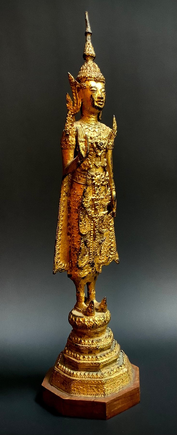 Oude Rattanakosin uit Thailand van verguld brons