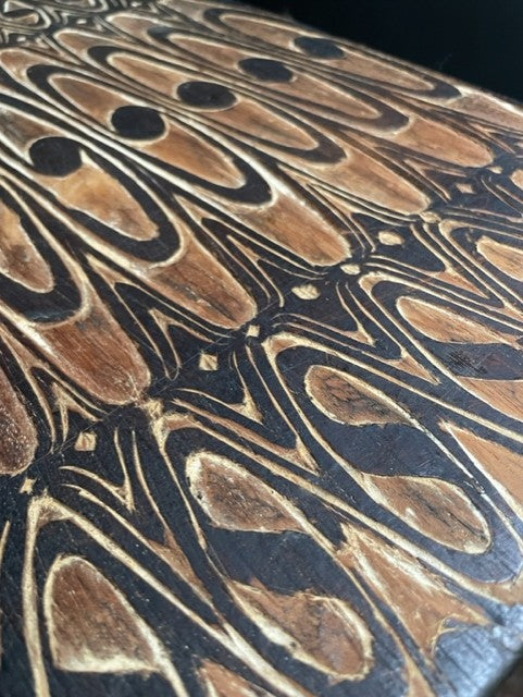 Sculptures en bois Sentani de Papouasie