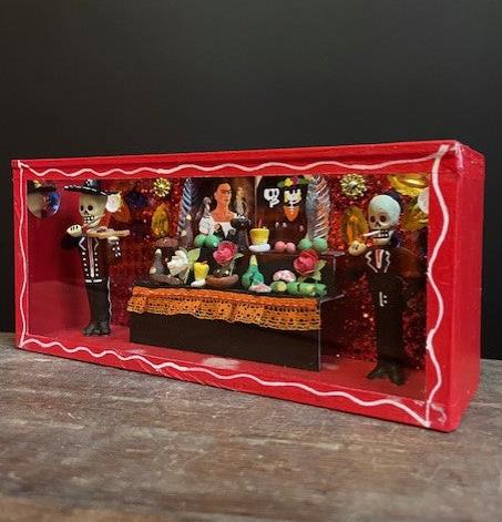Diorama Day of the Dead from Mexico - Ofrenda Guitarists