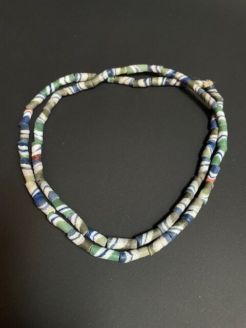 Vintage handelskralen ketting uit Ghana multicolor gestreept
