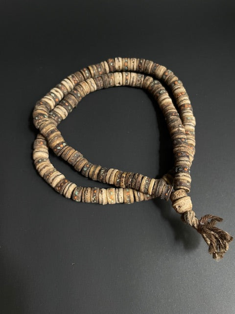 Kapala mala uit Tibet - wit