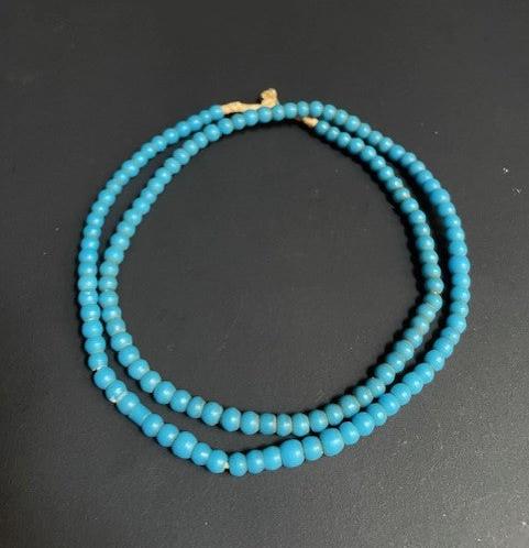 Vintage handelskralen ketting uit Ghana blauw