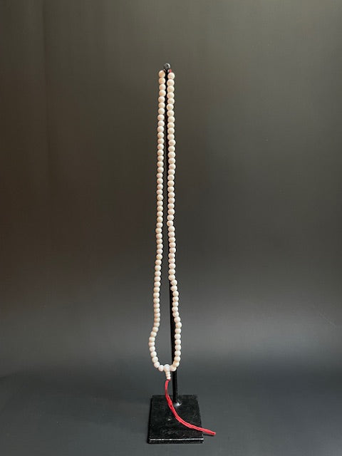 Lange ketting uit Nepal - wit