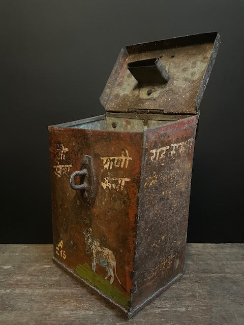 Boîte de dons Nandi vintage d'Inde