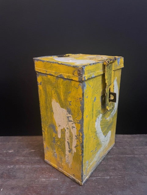 Boîte de dons Nandi vintage d'Inde jaune