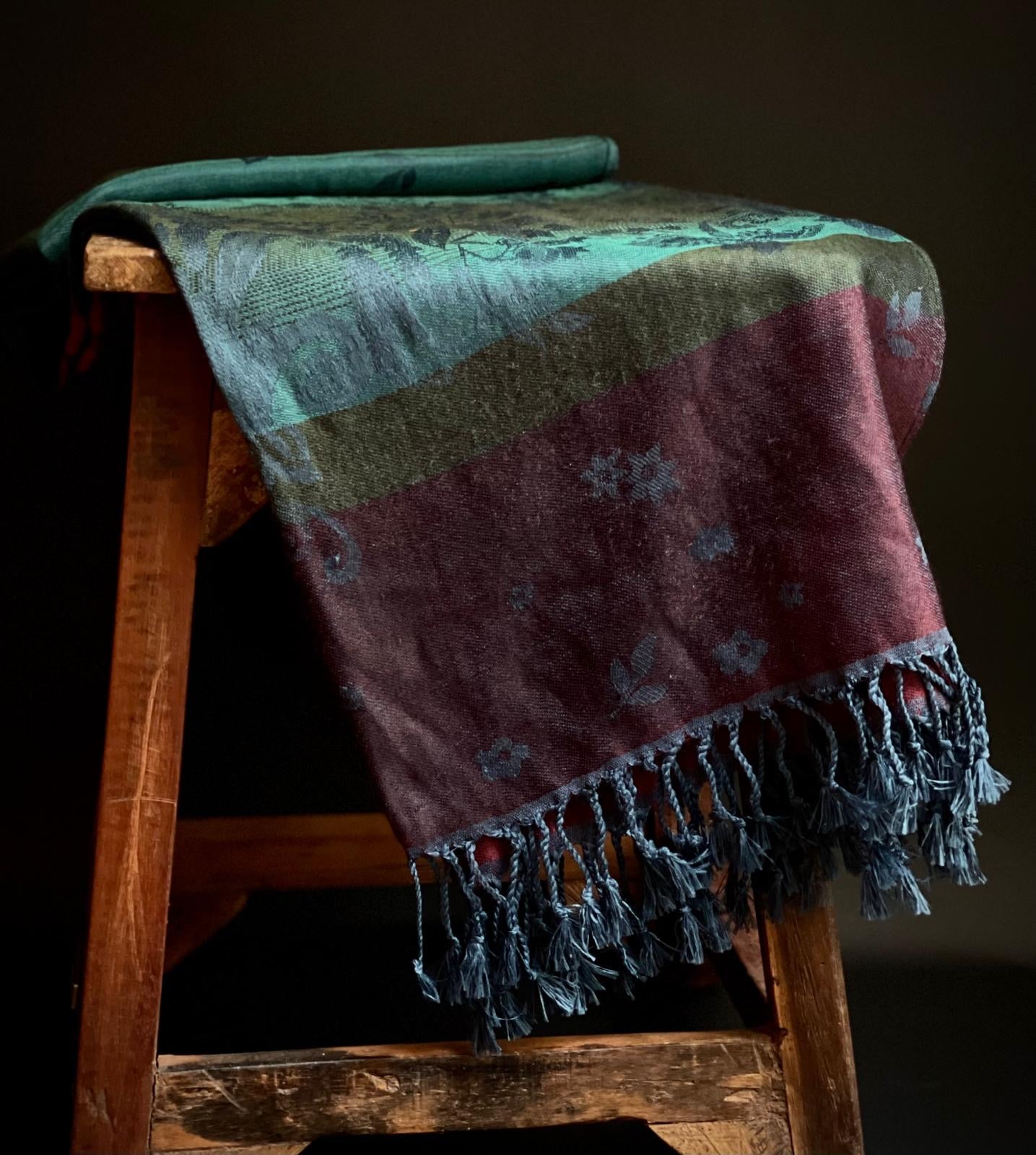 Pashmina scarf from India - flowers