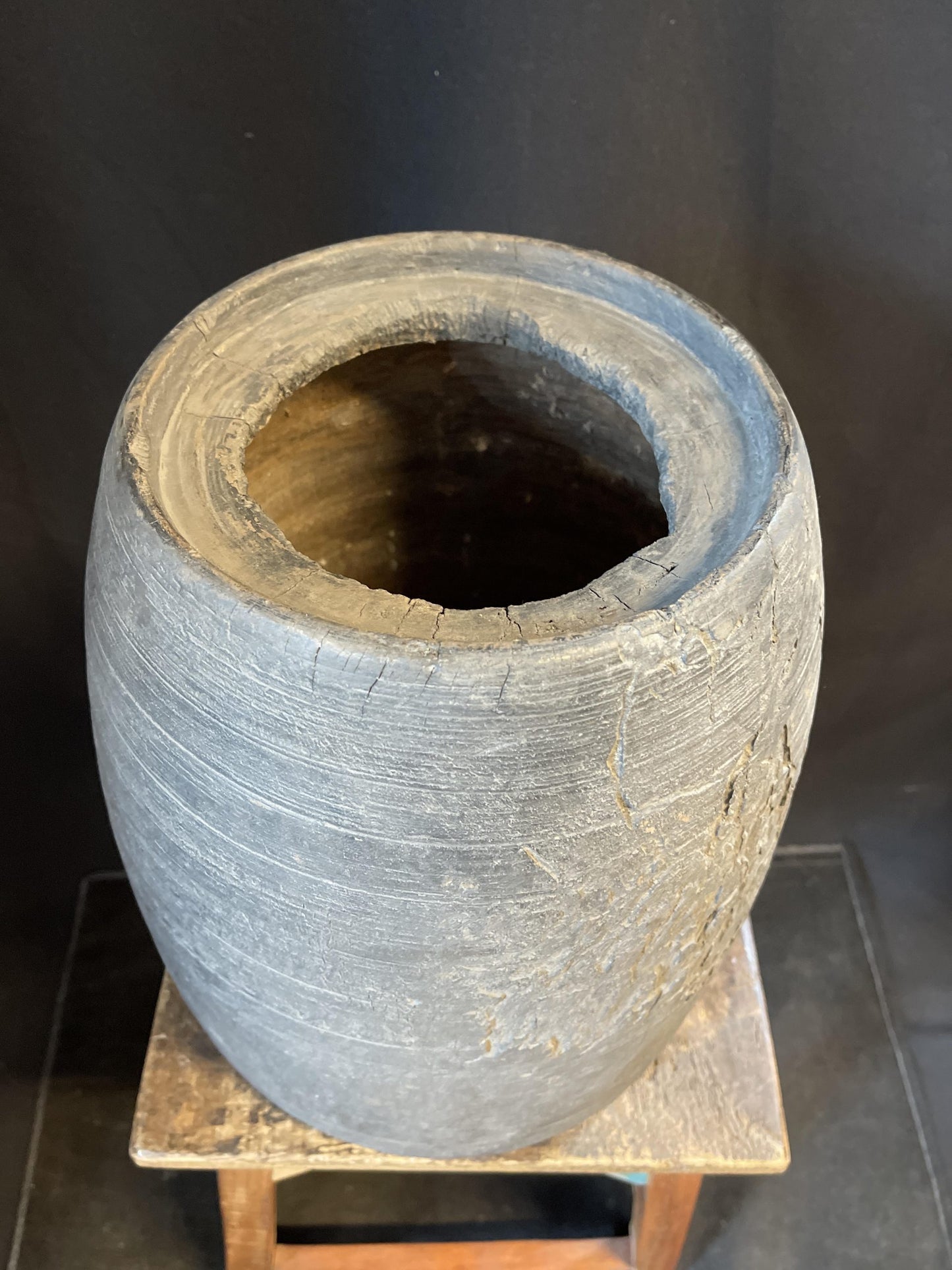 Grote, oude jakboter pot uit Nepal - Rootz Gallery