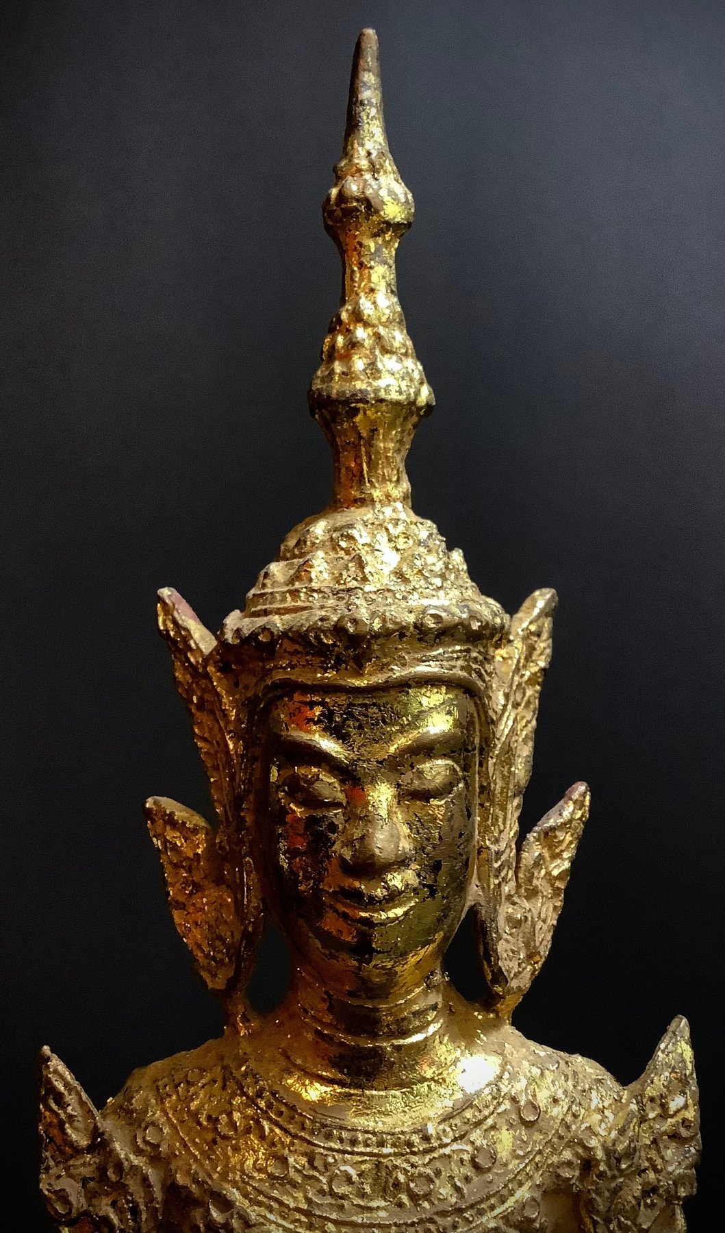 Rattanakosin stijl Boeddha van verguld brons