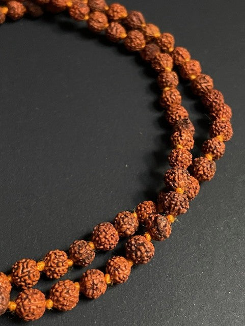 Rudraksha ketting uit India - oranje