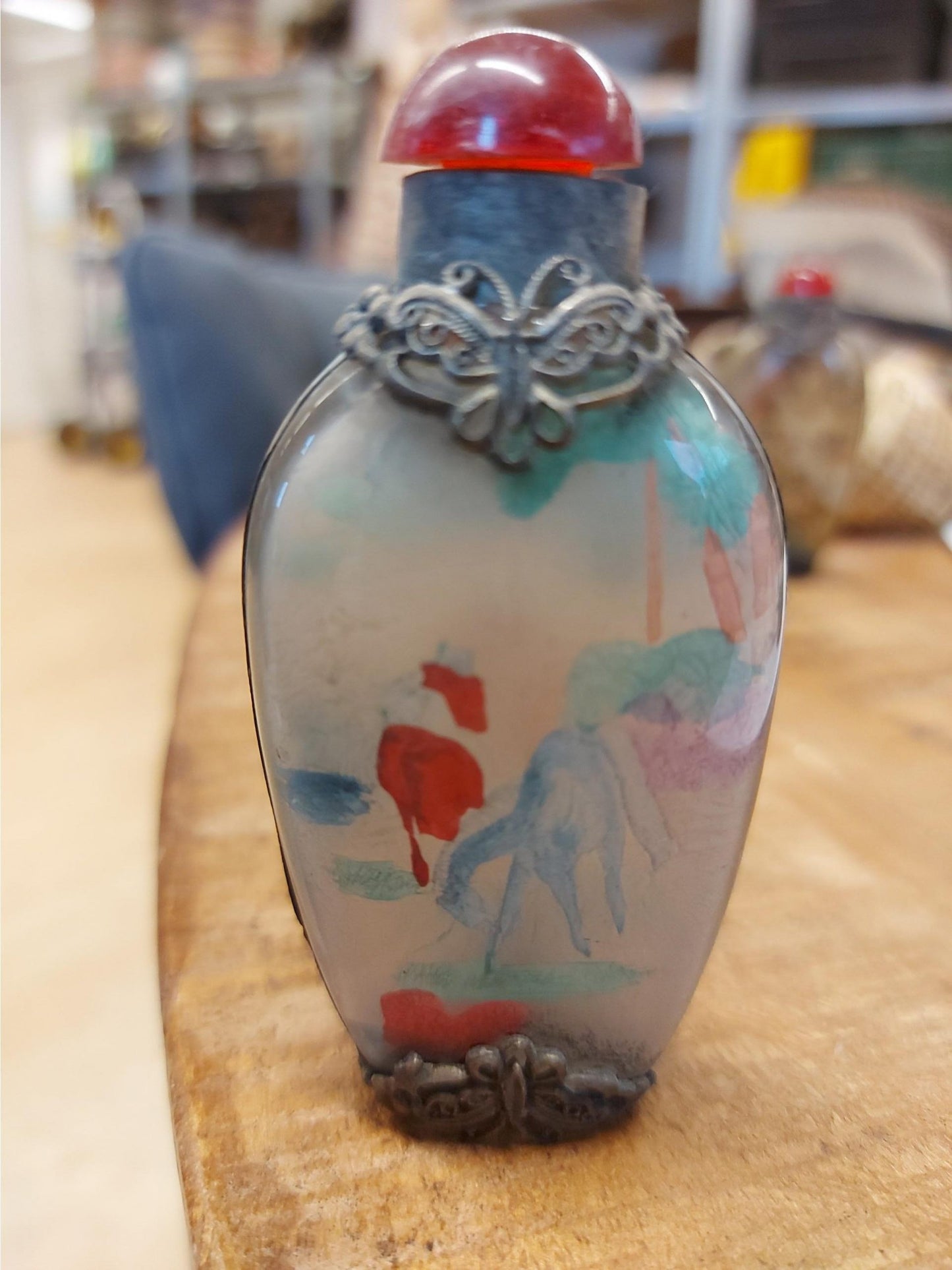 Rozenwaterflesje met paarden uit China - Rootz Gallery