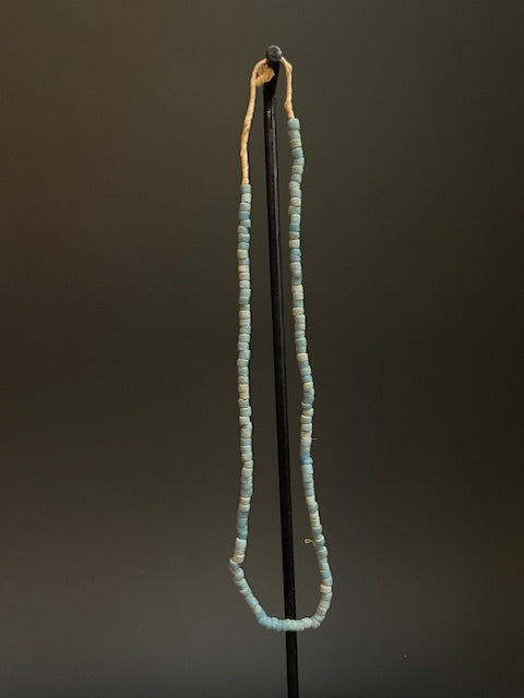 Vintage handelskralen ketting uit Ghana blauw
