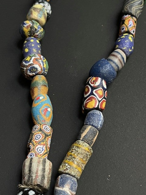 Vintage handelskralen ketting uit Ghana multicolor millefiori