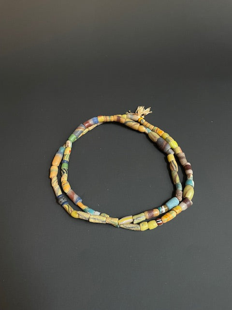 Vintage handelskralen ketting uit Ghana mix