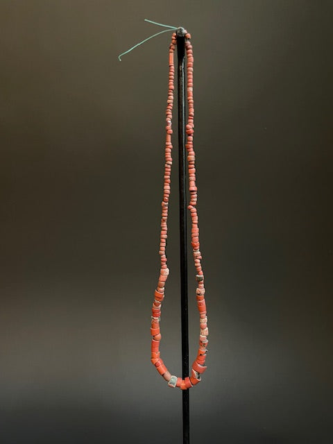 Vintage handelskralen ketting uit Ghana rood