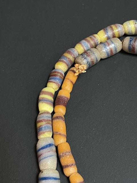 Vintage handelskralen ketting uit Ghana mix van 3