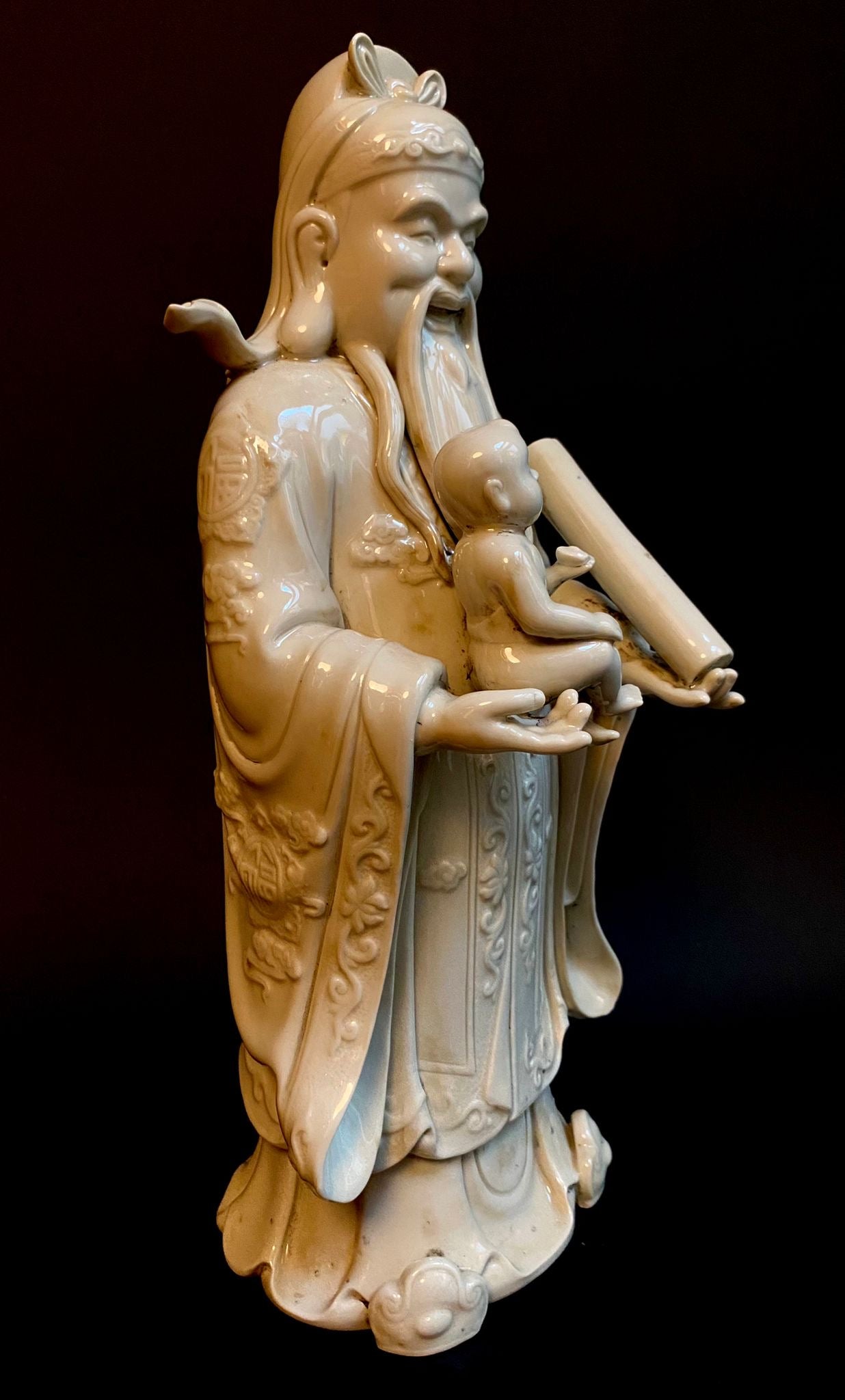 Large Blanc de Chine (Dehua porcelain) from China