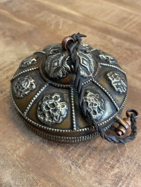 Ashtamangala tingsha from Nepal in box