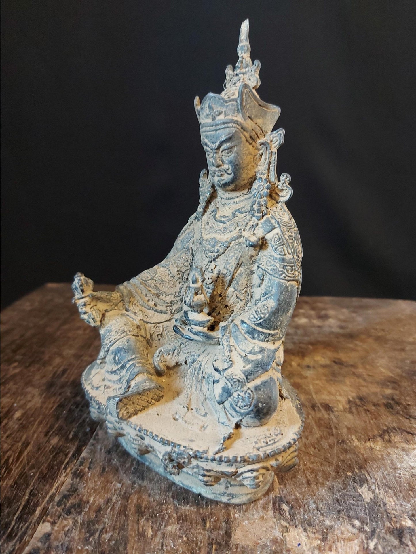 Bronzen boeddha uit China - Rootz Gallery