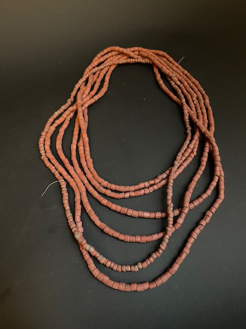 Set oude halssnoeren uit Ghana (1950)