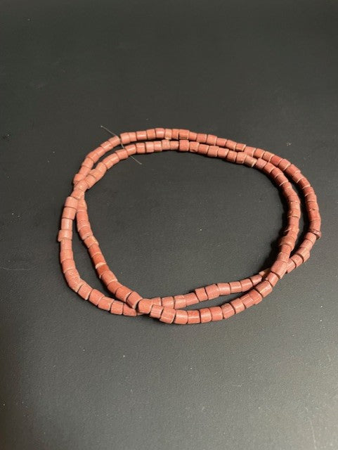 Vintage handelskralen ketting uit Ghana terracotta