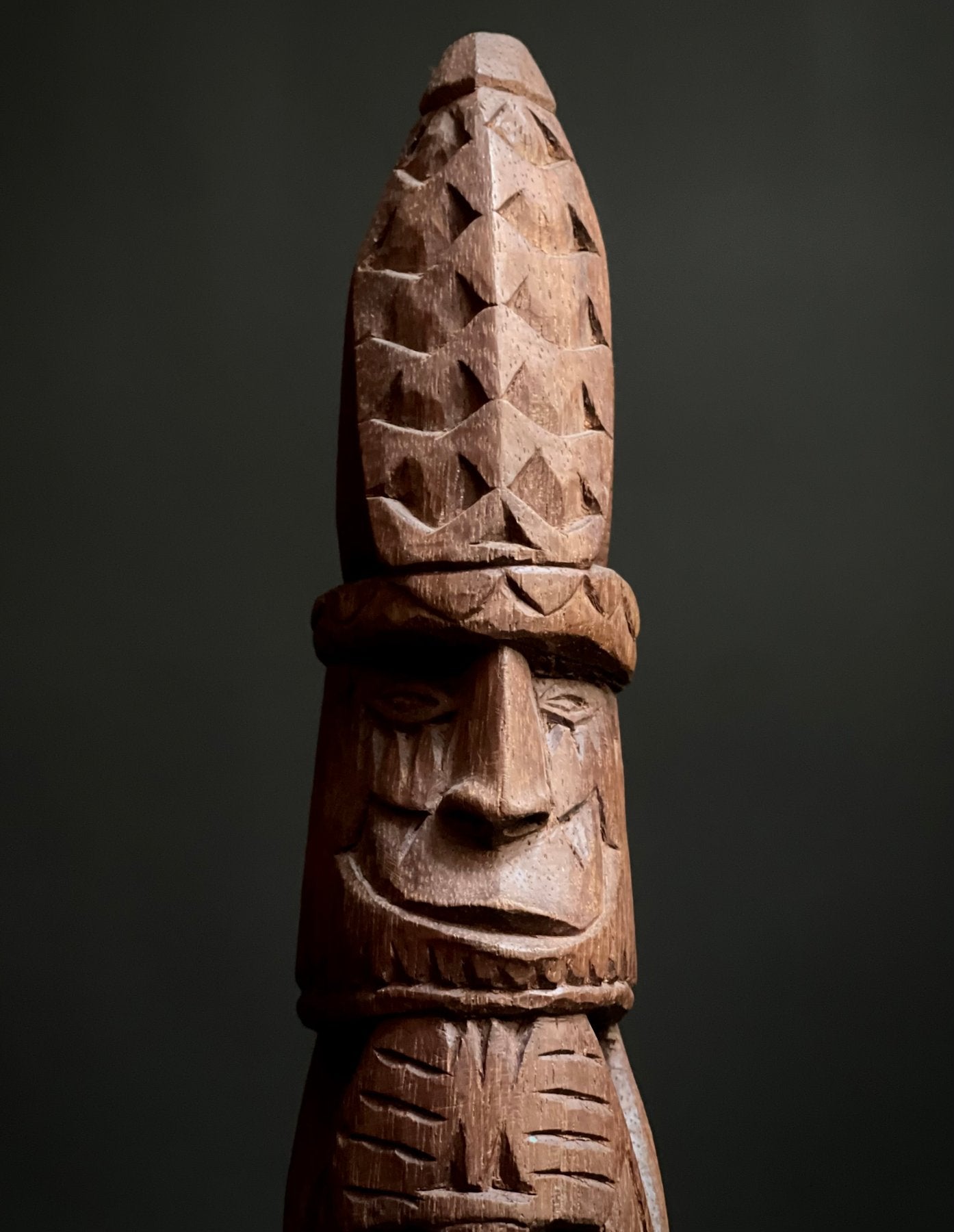 Korwar (voorouderbeeld) van de Kamoro uit Nieuw-Guinea