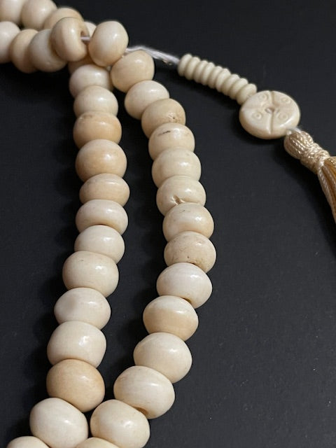 Long mala yak bone from Nepal - white