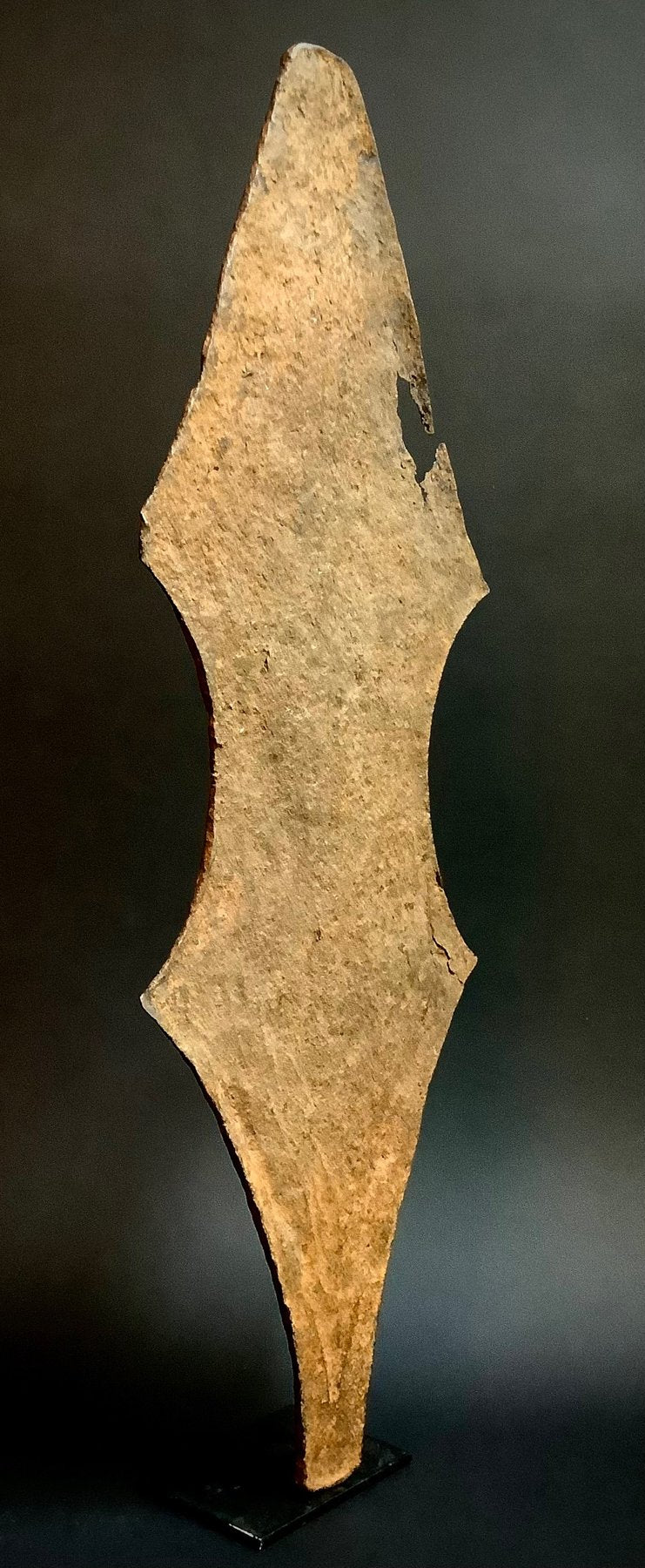 Mfunte currency sculptuur (suu), ruilmiddel uit Nigeria