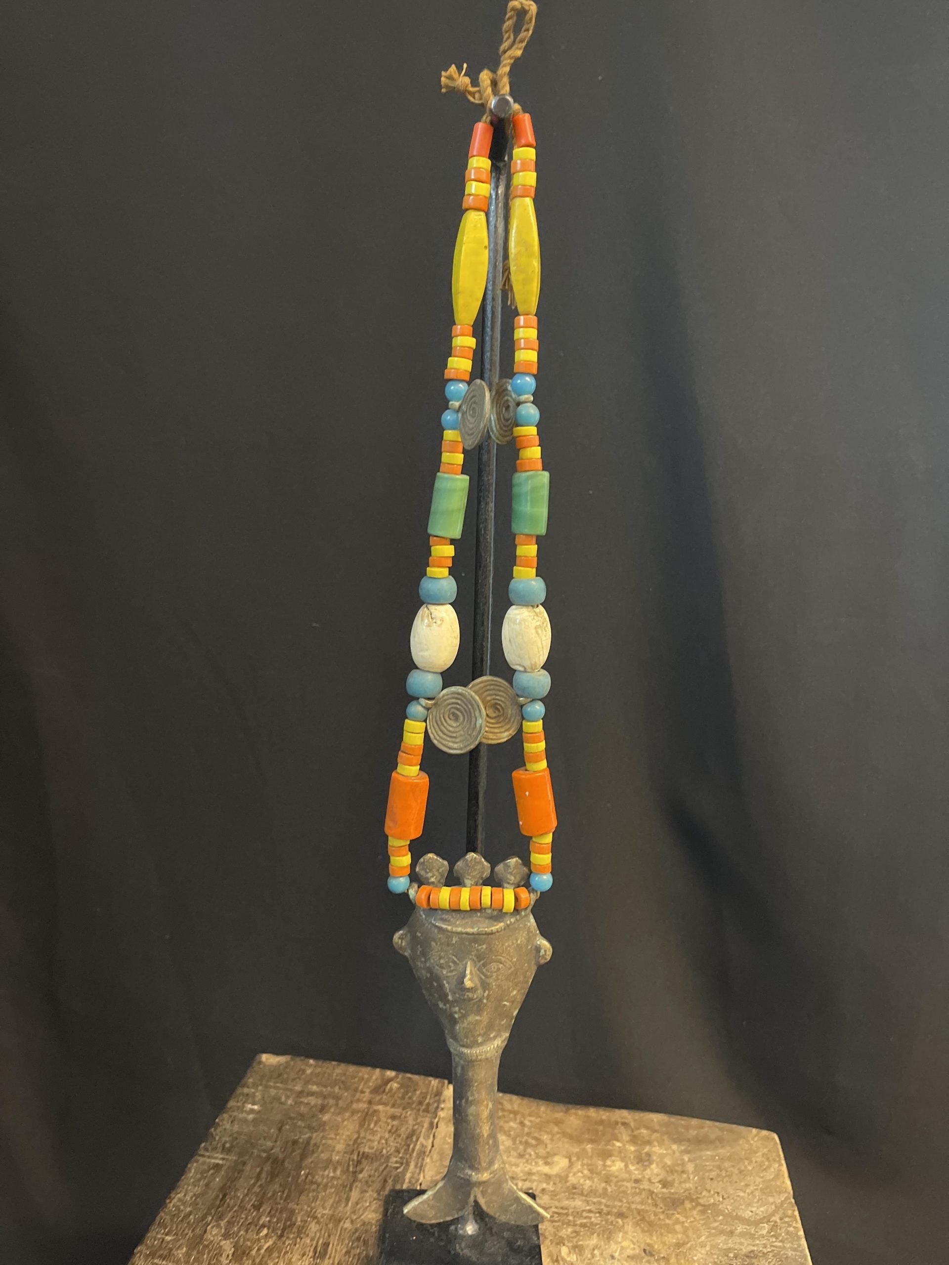 Naga koppensnellersketting uit India - Rootz Gallery