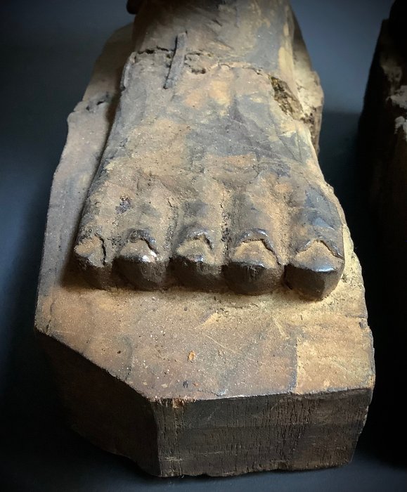 Special, antique Nkisi Mangaaka from Congo