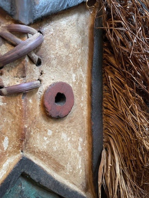 Masque en planches de calao Toussian (Loniake) du Burkina Faso