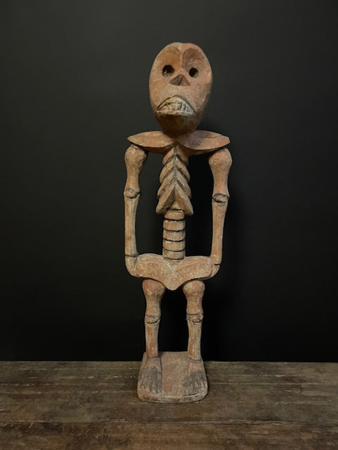 Tiv skeletbeeld uit Nigeria - rood