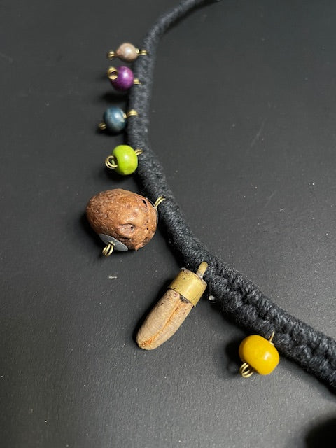 Sjamanistische amuletketting uit de Himalaya