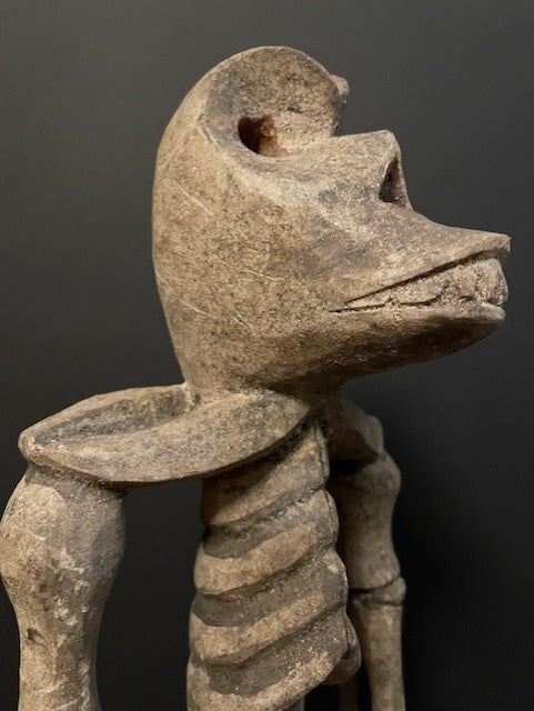Statue squelette Tiv du Nigeria - blanc