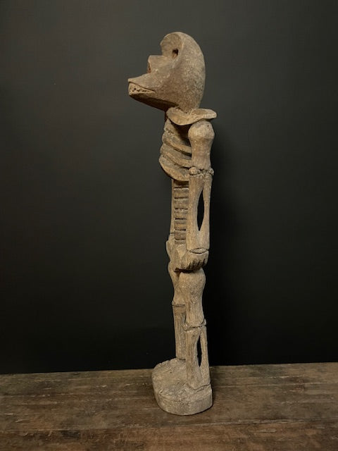 Statue squelette Tiv du Nigeria - blanc
