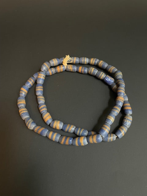 Vintage trade bead necklace from Ghana blue-yellow 