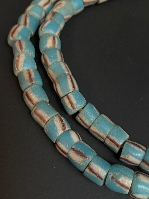 Vintage handelskralen ketting uit Ghana blauw