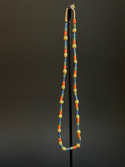 Vintage handelskralen ketting uit Ghana