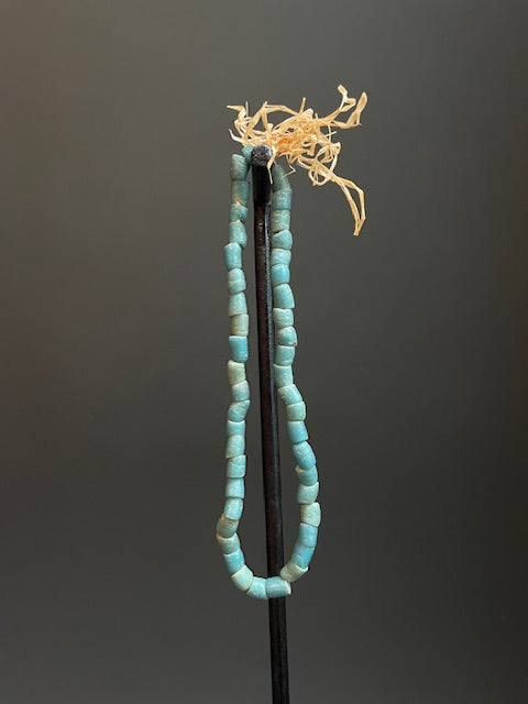 Vintage handelskralen streng uit Ghana blauw