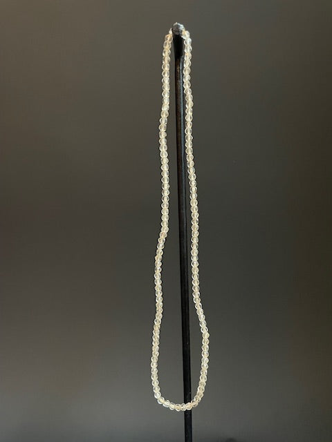 Vintage handelskralen ketting uit Ghana transparant