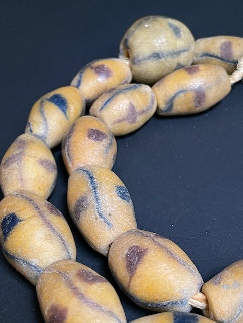 Long vintage tradebead necklace from Ghana yellow