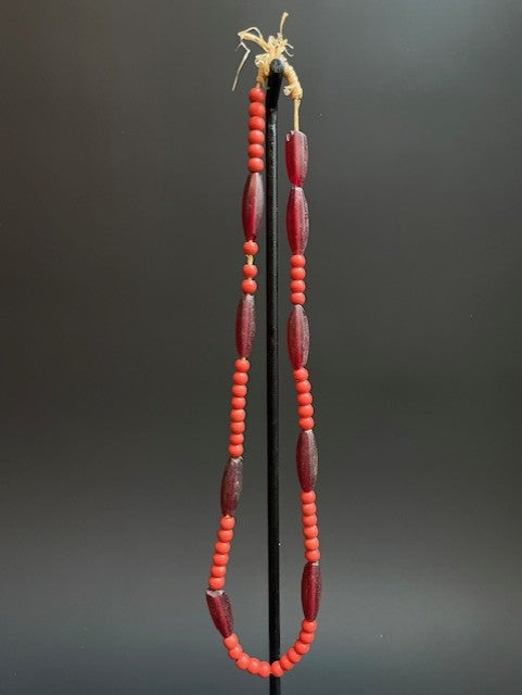 Vintage tradebeads necklace from Ghana red