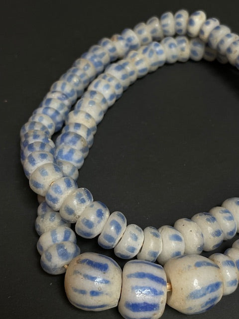 Long vintage tradebeads necklace from Ghana white-blue