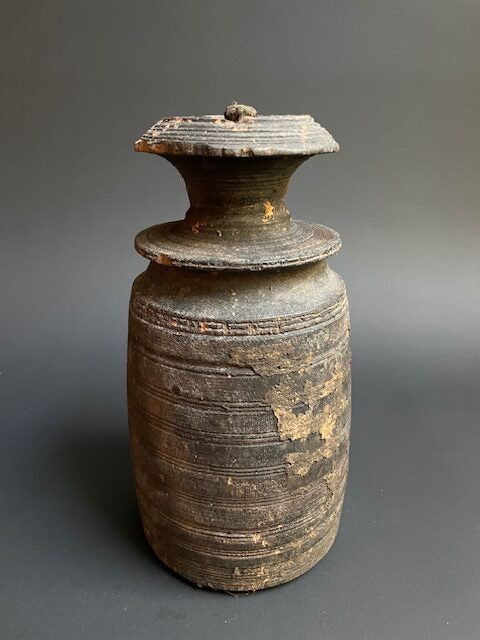 Pot à lait de yack de l'Himalaya